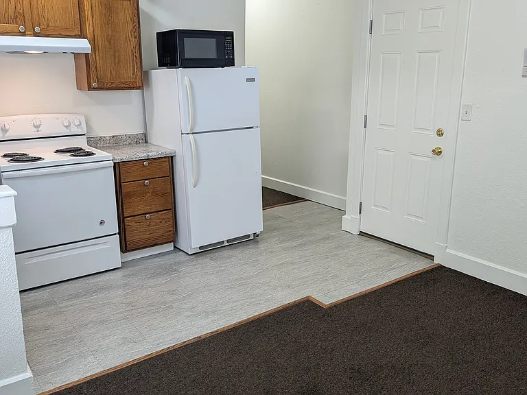 18 N Highland Ave #D — Photo 5