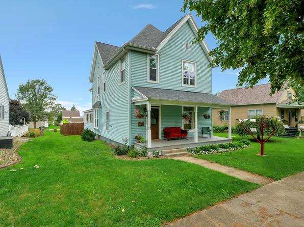 407 N Sangamon Ave, Gibson City, IL 60936