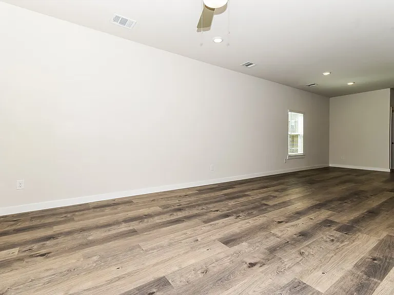 320 Sun Harvest Dr — Photo 5