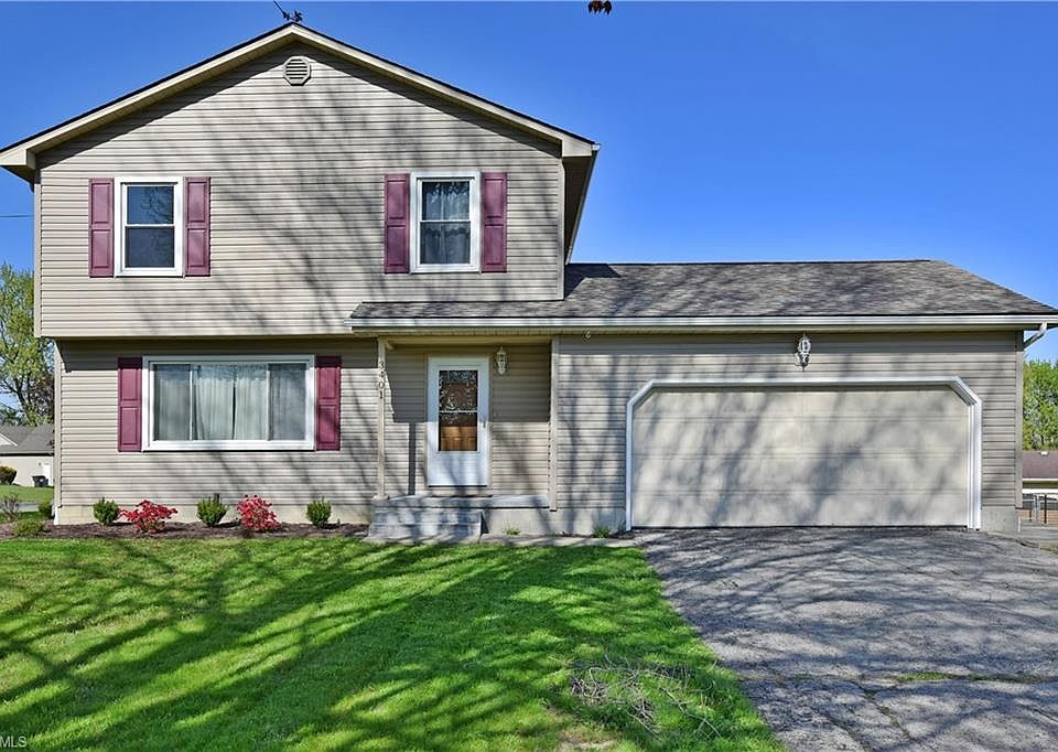 1st image of 3401 Darbyshire Dr