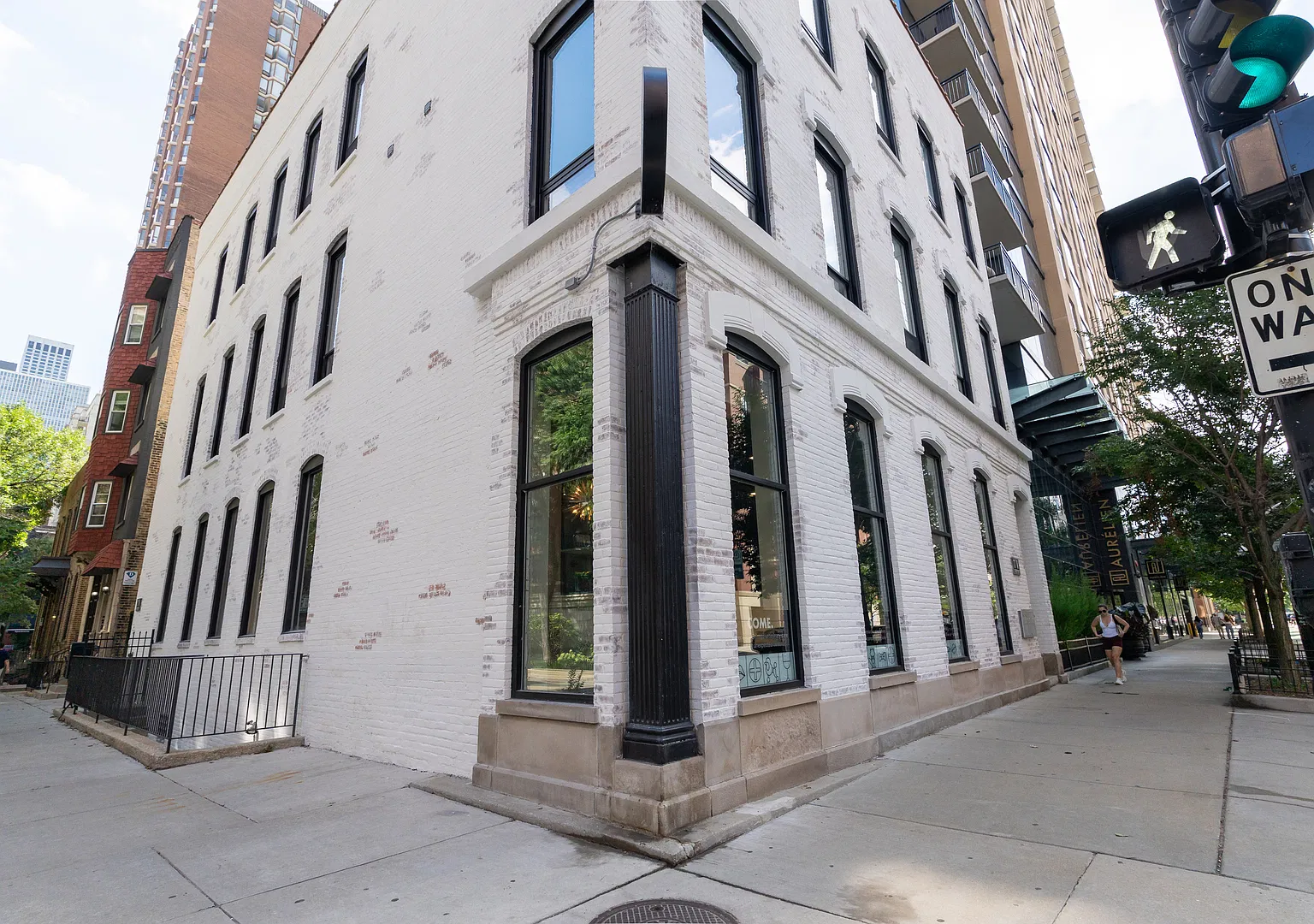 2 bed, 1250 sqft, $4,999 — Photo 1