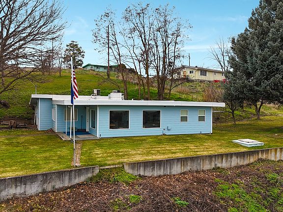 3rd image of 73426 Memory Ln