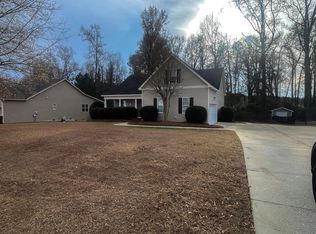 282 Braddock Dr, Lillington, NC 27546