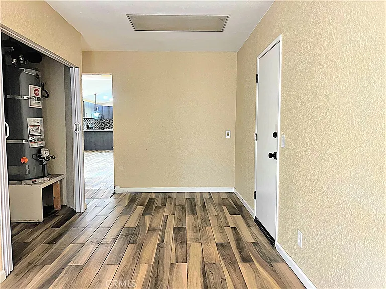43401 Alep St — Photo 35