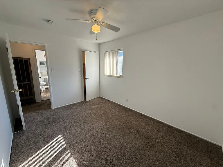 1405 U St #3 — Photo 9
