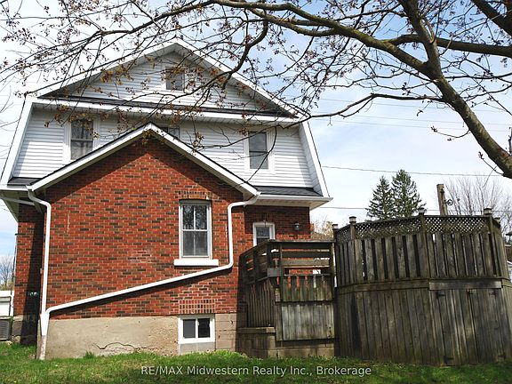 2nd image of 200 Elora St S