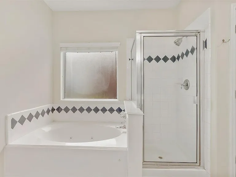 15119 Live Oak Bend Way — Photo 11