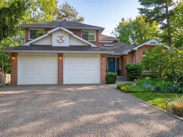 10 Grosvenor Dr, Tiny, ON L9M 0J2