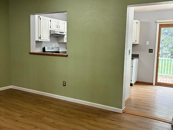5th image of 25 Stratton Circle