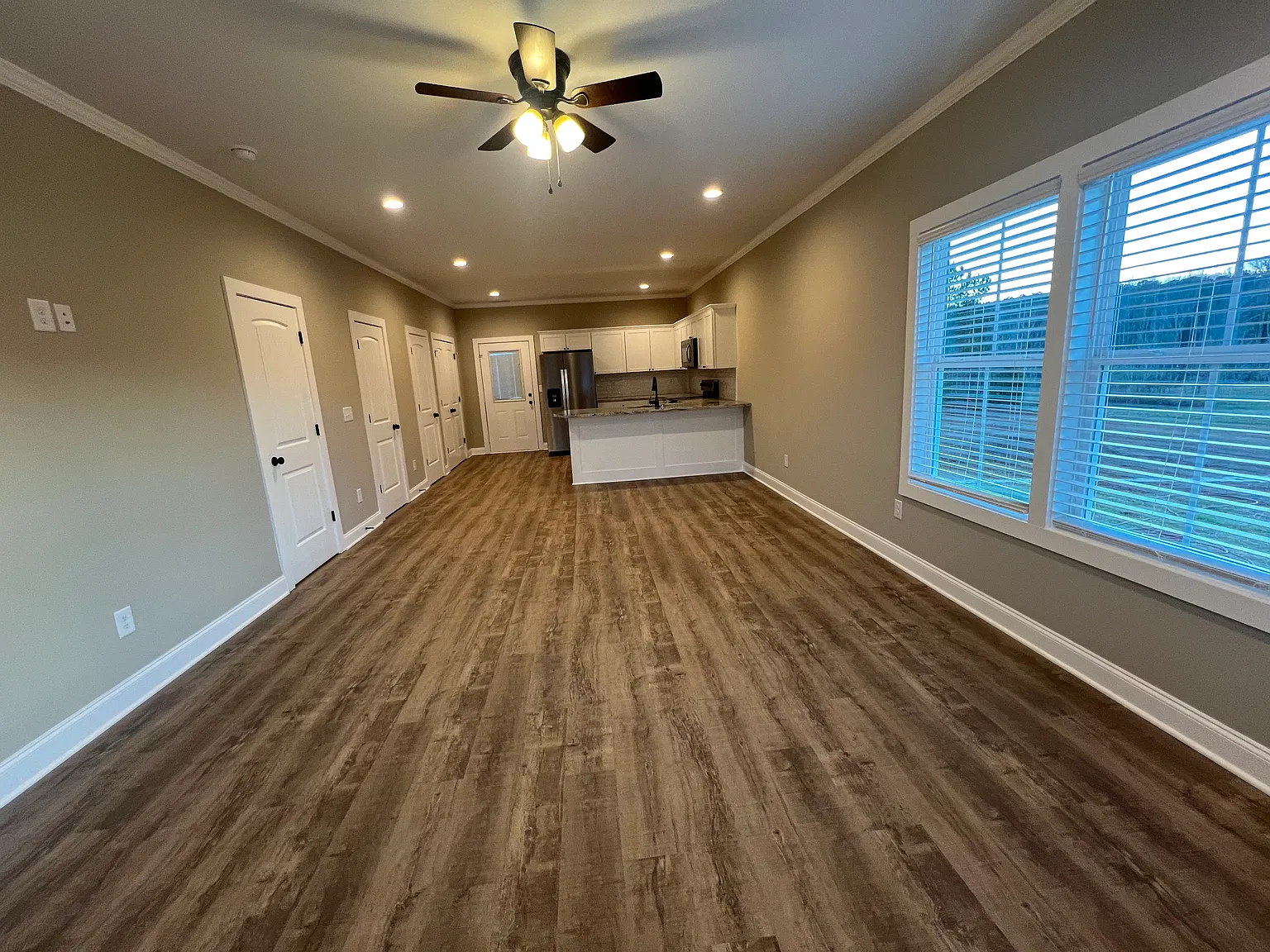 2 bed, 2.5 bath, 1224 sqft, $1,450 — Photo 3
