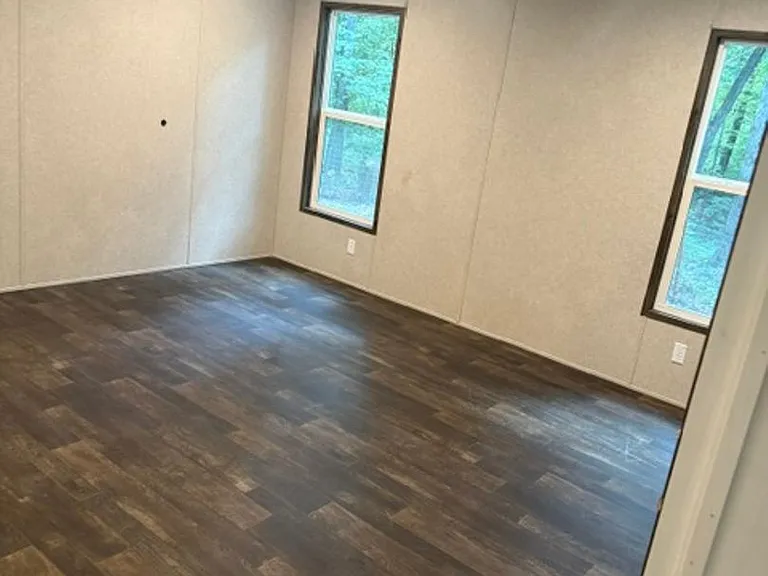 656 Mountain View Rd — Photo 9