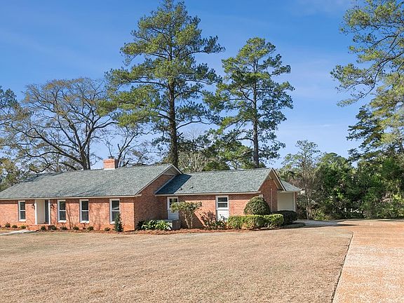 3rd image of 3109 Mockingbird Ln