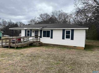 95 Jarmon Cv, Leighton, AL 35646