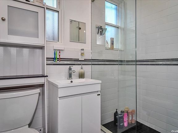 5th image of 31-19 84th St