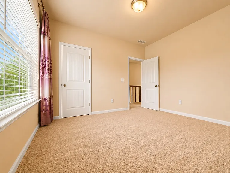 1856 Hanover West Dr — Photo 25