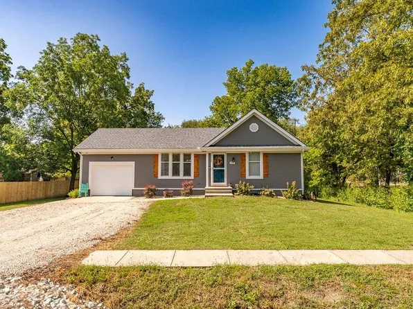 505 Main St, Garden City, MO 64747