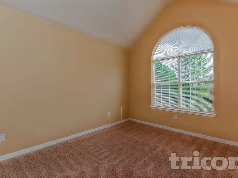 2957 Jenkins Dr — Photo 12
