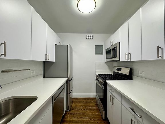 2nd image of 401 E 88th St APT 14E