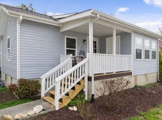 807 Whitsett Ave, Gibsonville, NC 27249