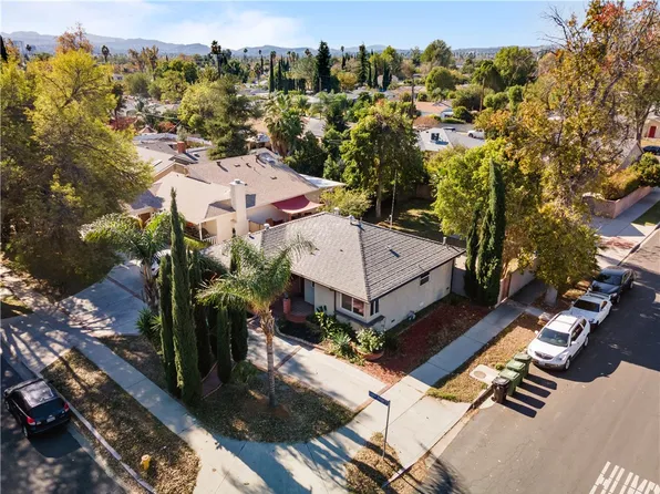 7761 Loma Verde Ave, Canoga Park, CA 91304