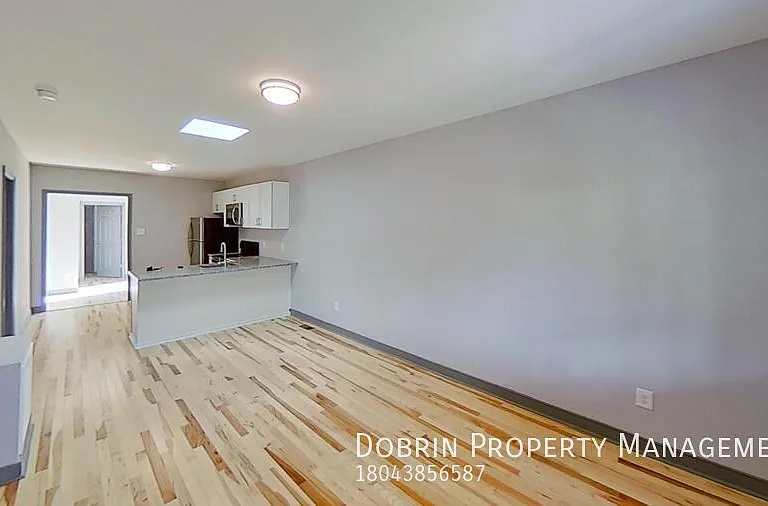 1816 Blair St — Photo 5