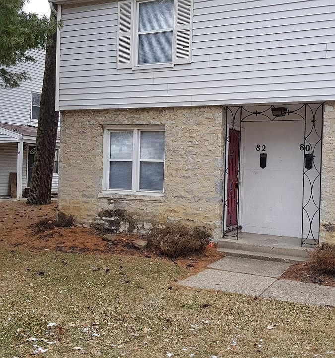 1st image of 82 Woodcliff Dr