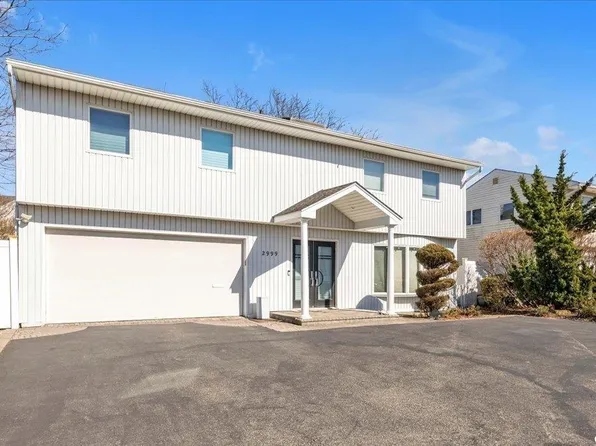 2999 Lee Place, Bellmore, NY 11710