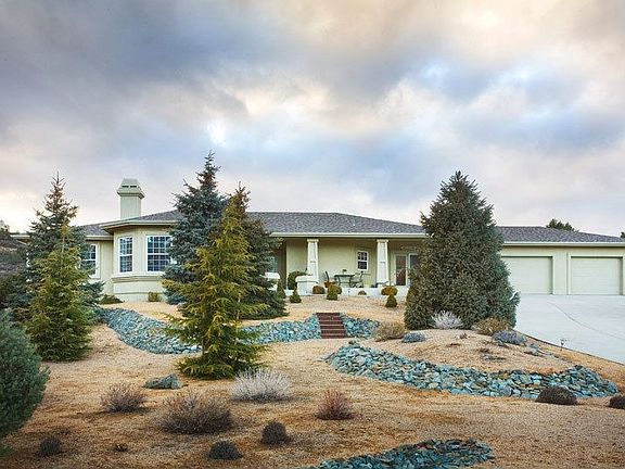 2nd image of 400 Sunny Cove Cir