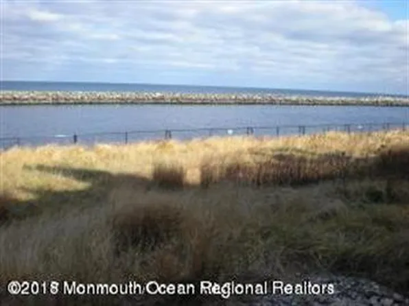 59 Harborhead Dr, Pt Pleasant Beach, NJ 08742