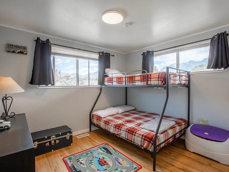 1020 E Diamond Way — Photo 31