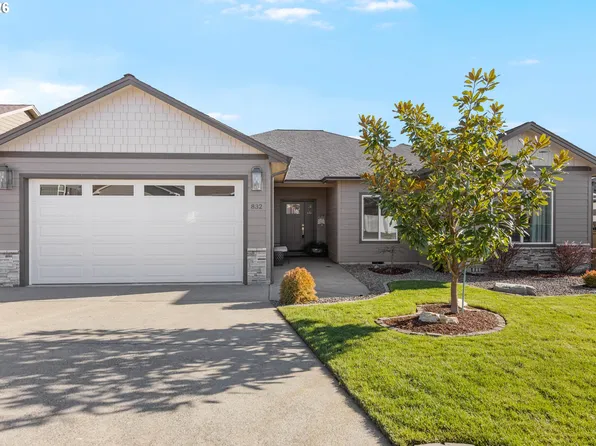 832 Sand Pines Ave, Sutherlin, OR 97479