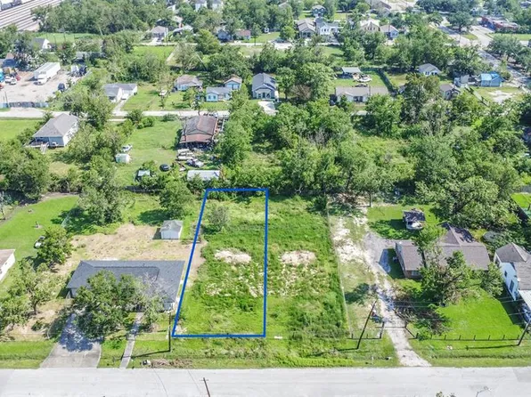 7835 Bonaire Street, Houston, TX 77028