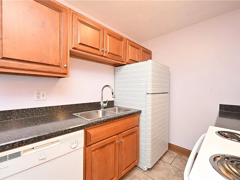 1900 King James Pkwy #101 — Photo 4