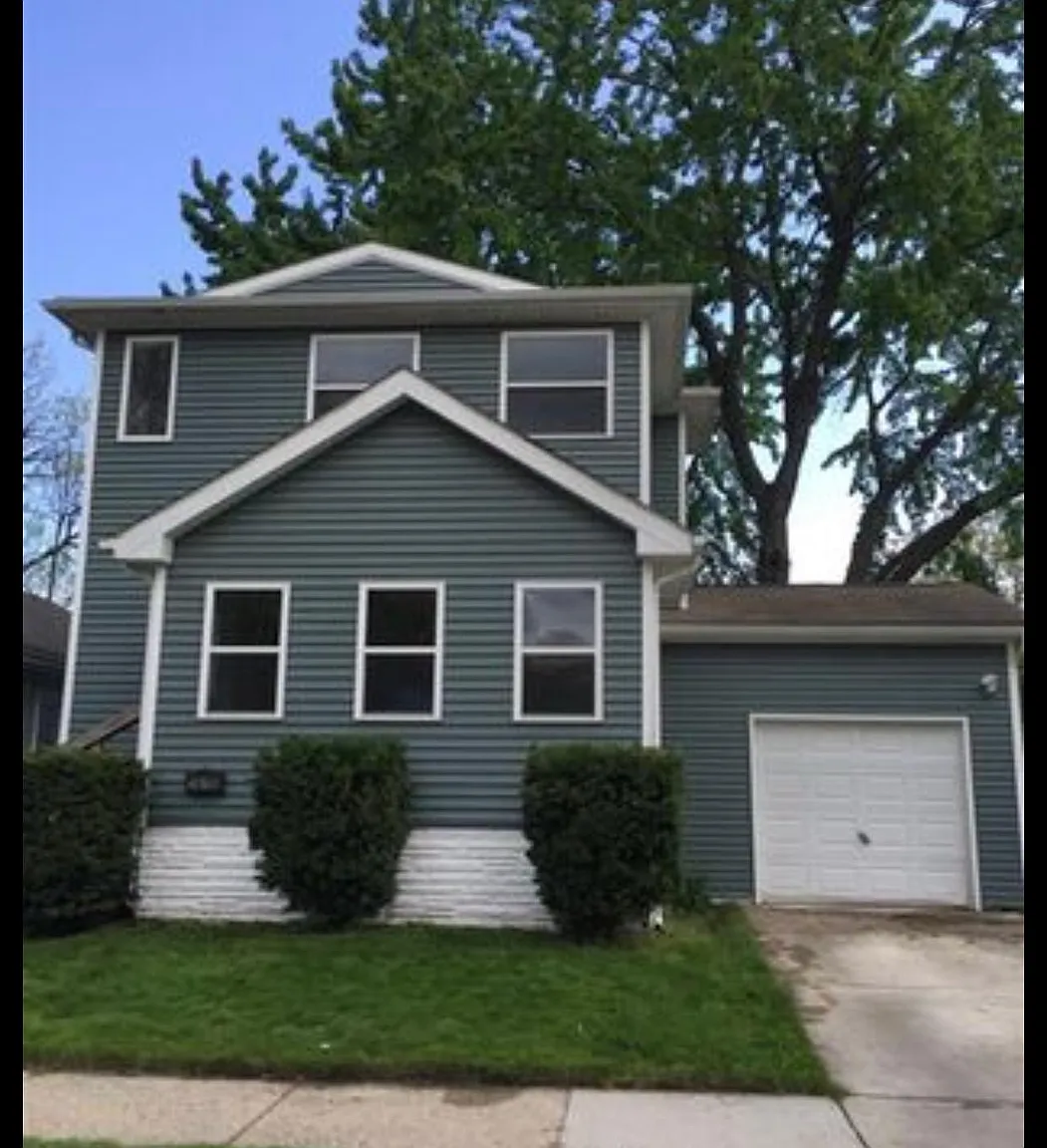 1410 Jewell St photo 1