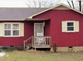 1015 Walker St, Elizabethton, TN 37643
