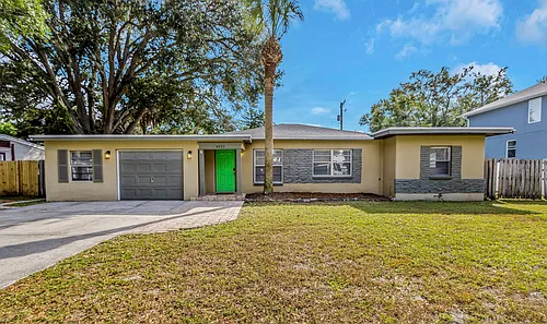 4622 W El Prado Blvd Photo 1