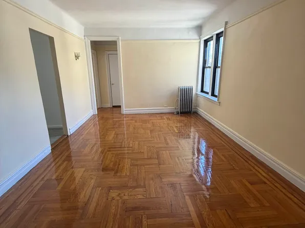 671 West 193rd Street image 1 of 9