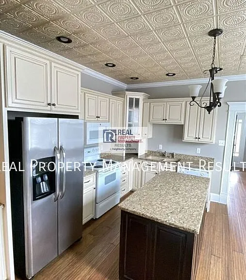 1623 Lincoln Ave #A — Photo 3