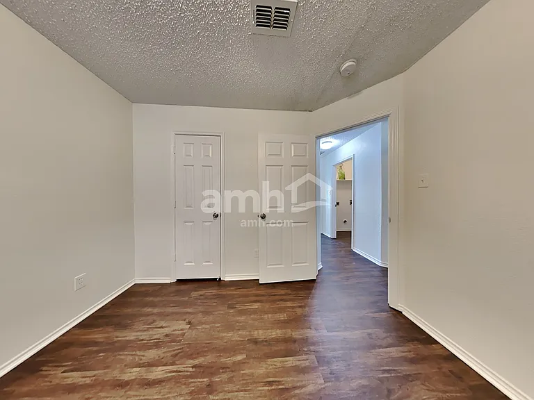 8629 Garden Springs Dr — Photo 13
