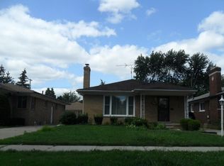 17039 Veronica Ave, Eastpointe, MI 48021