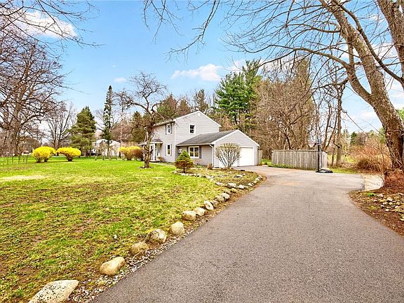 2nd image of 368 Marsh Rd