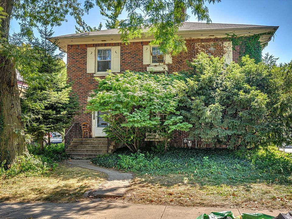 1st image of 715 Thomas St