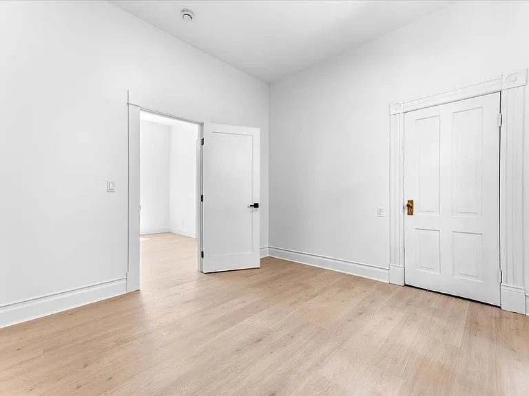 4535 NE Cleveland Ave — Photo 12