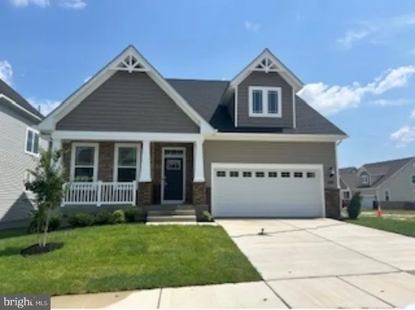 10032 Shenandoah Ln, White Plains, MD 20695