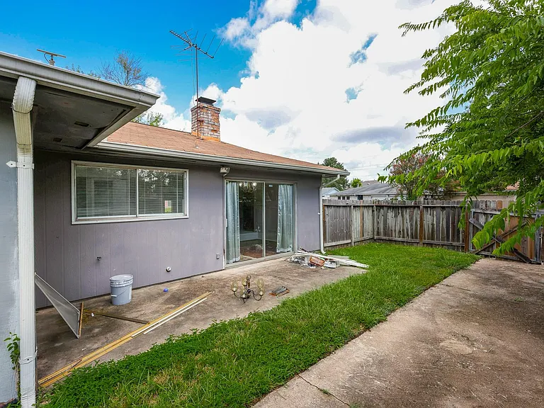 11938 Paramount Ln — Photo 20