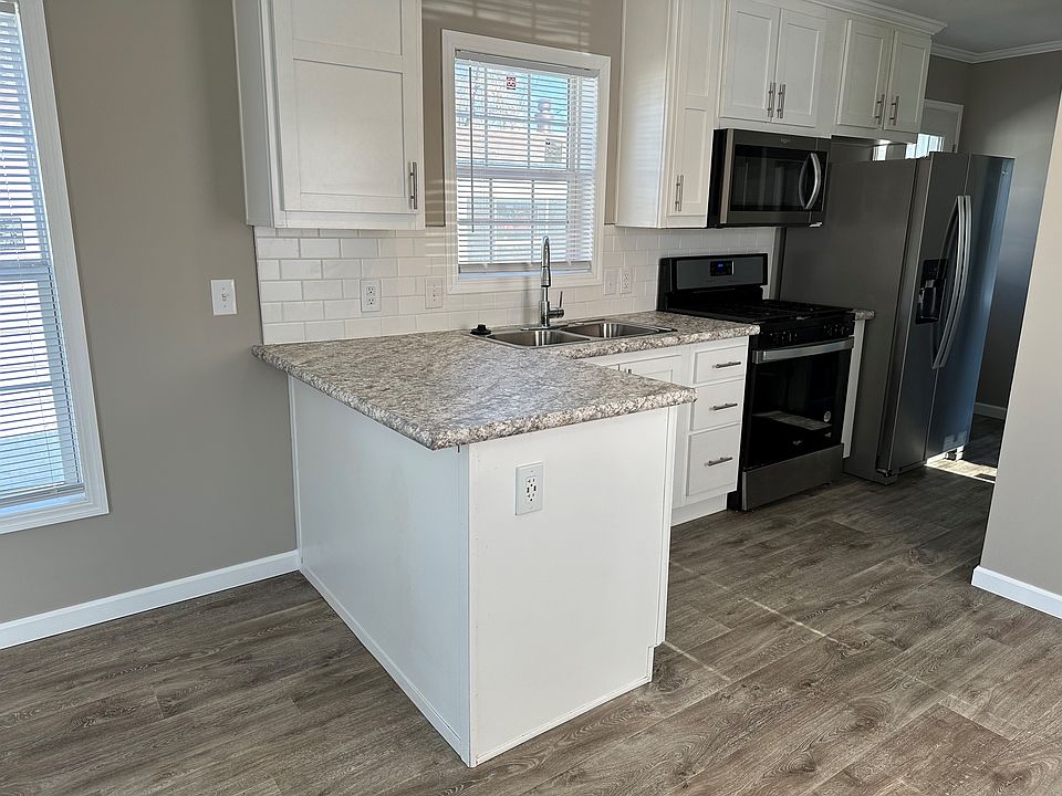 32 Canal Dr 300032, Pontiac, MI 48341 Zillow