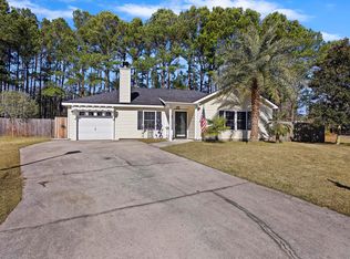 1201 Raptor Dr, Hanahan, SC 29410