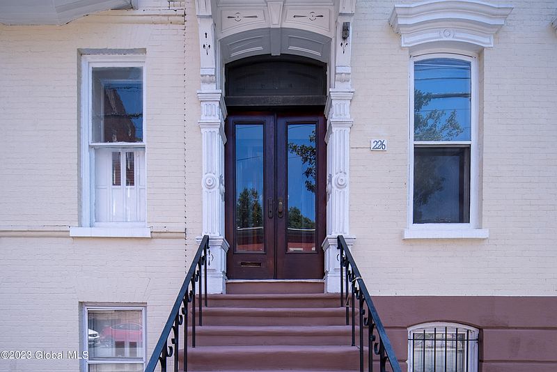 2nd image of 226 Lark Street