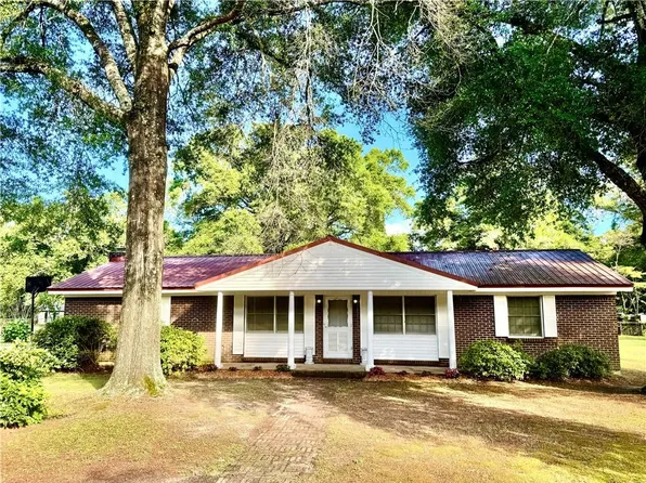 5758 Clark Circle W, Satsuma, AL 36572