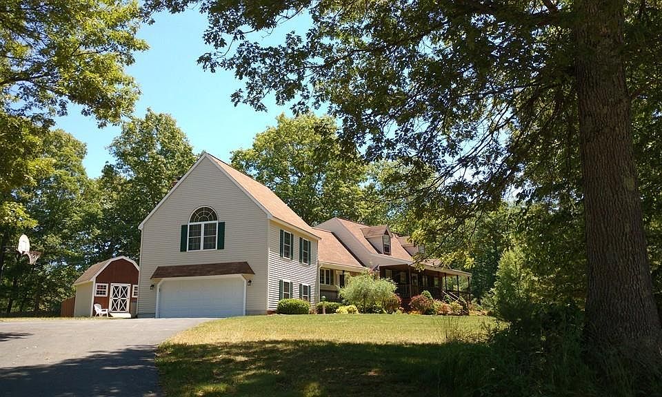 1st image of 133 Killiney Woods
